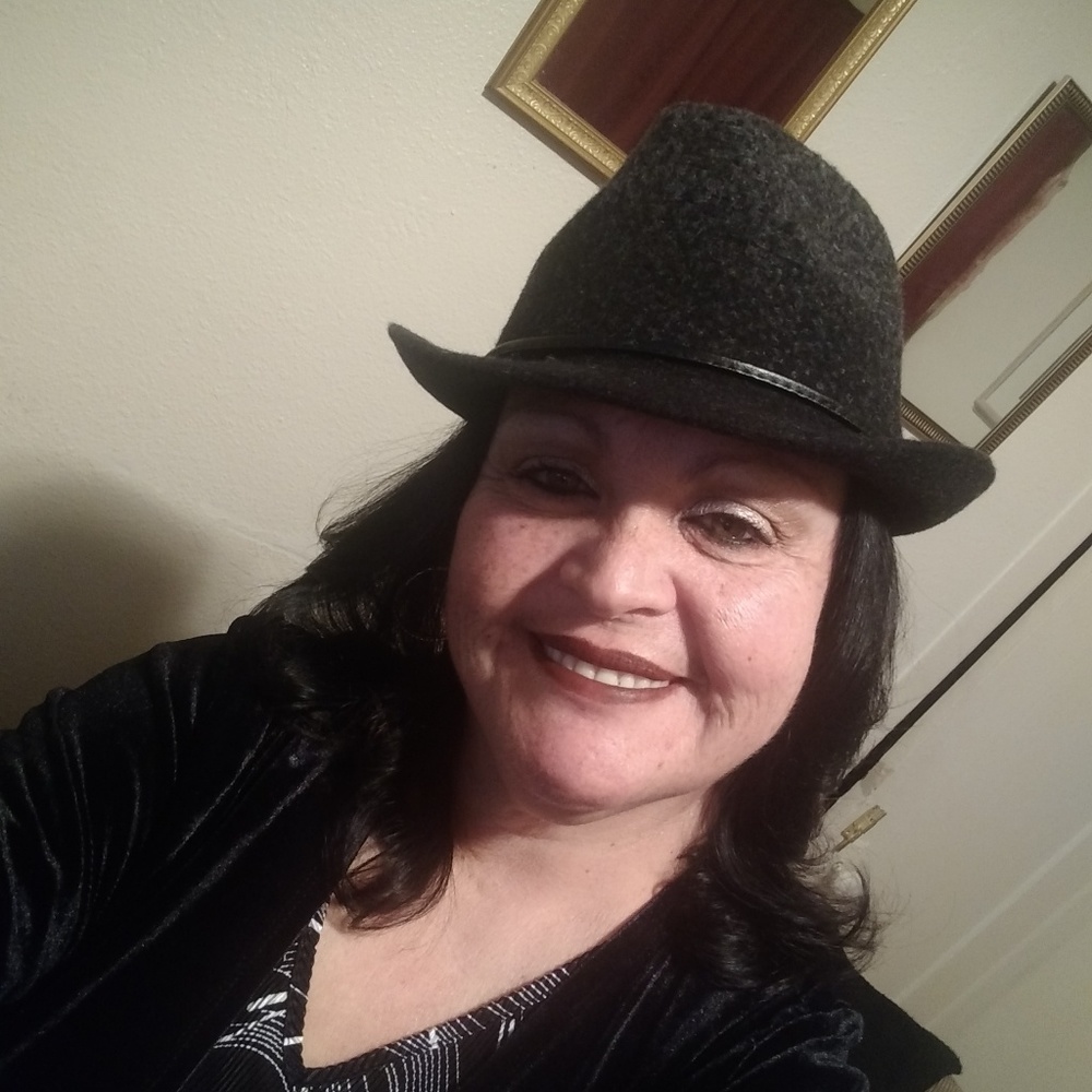 Meet your Posher, Andrea